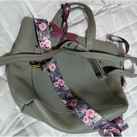Portland Leather Nimbus medium crossbody with dragonfly and extra floral strap - Picture 1 of 7